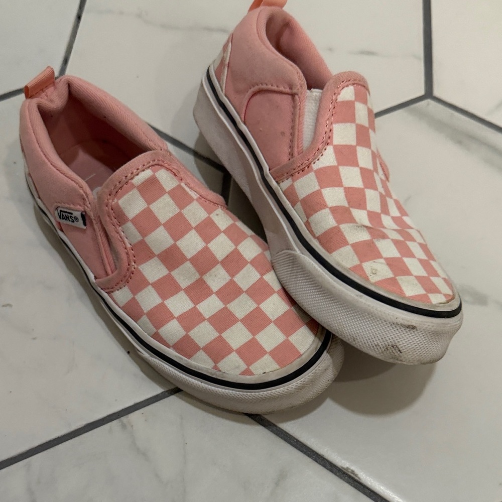 Vans: Pink Slip Ons